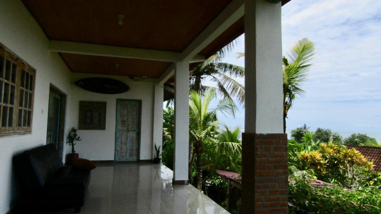 Dikaloha Surfschool And Stay Airsatang Exterior photo