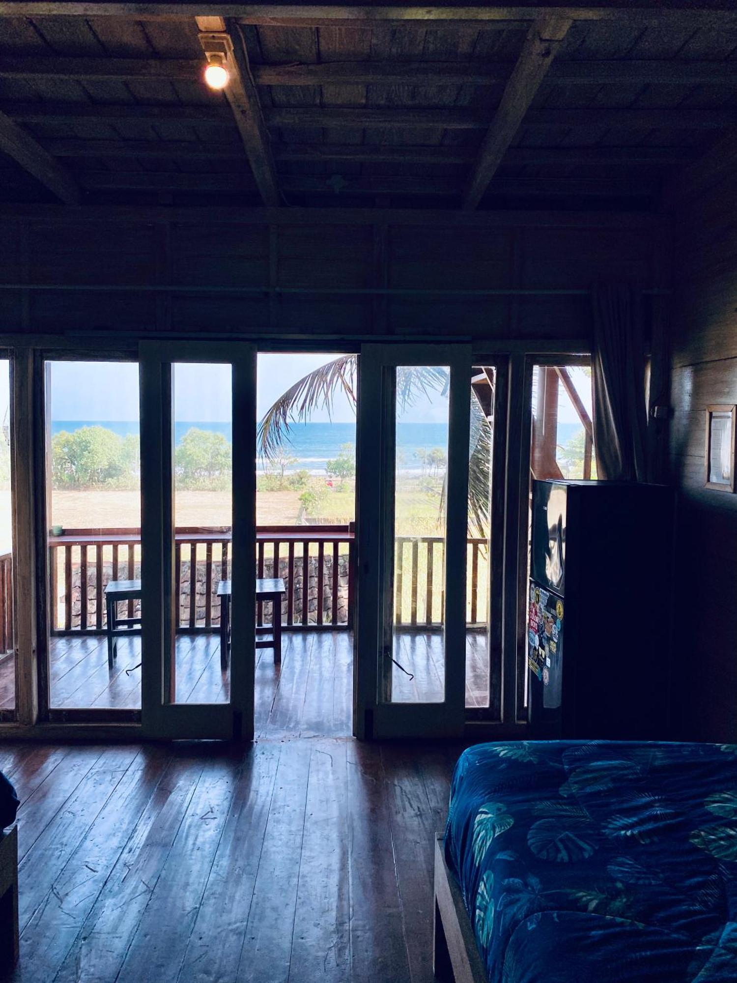 Dikaloha Surfschool And Stay Airsatang Exterior photo