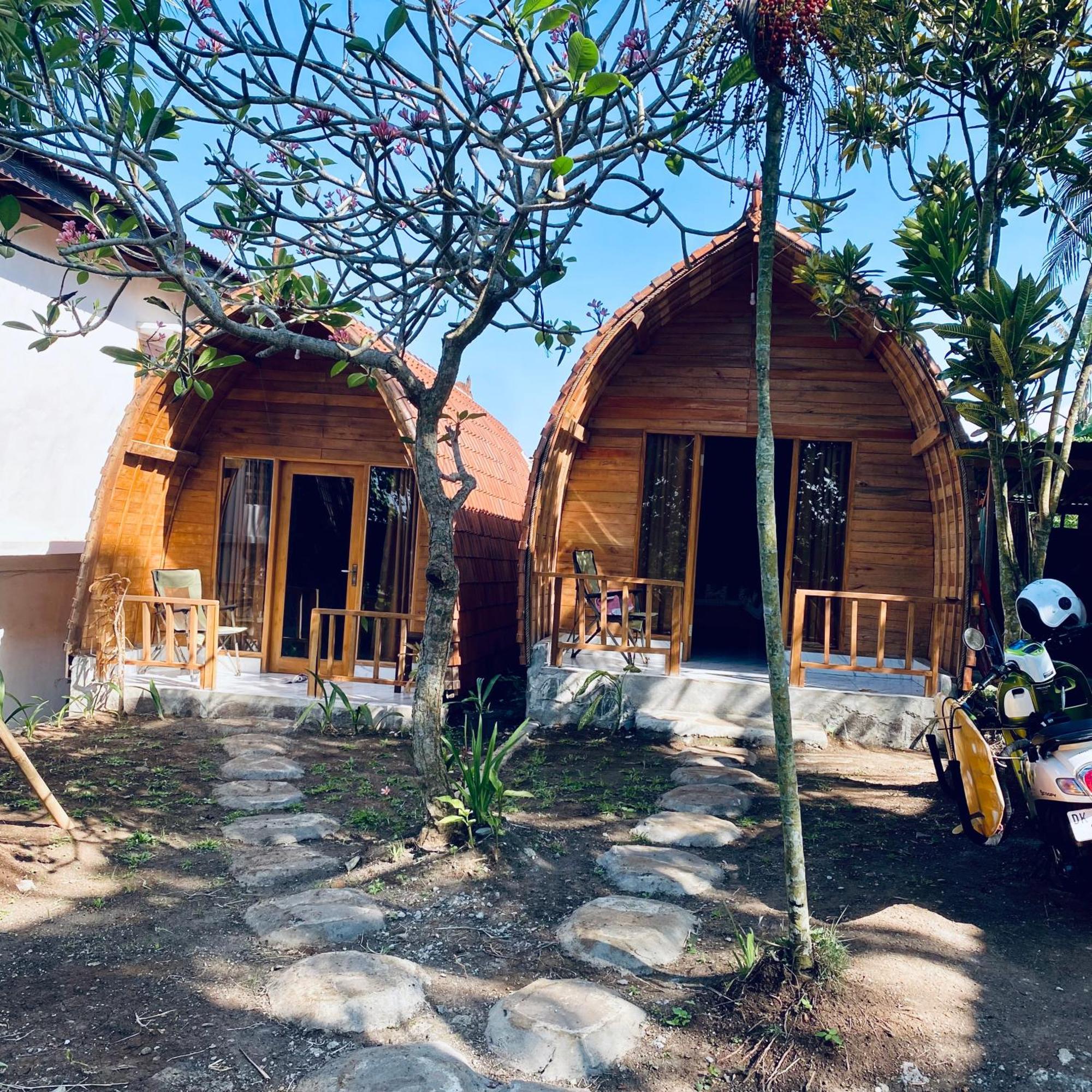 Dikaloha Surfschool And Stay Airsatang Exterior photo